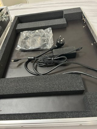 Numark Mixstream Pro+ y Thon Case especifico