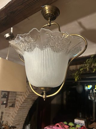 Lámpara de techo cristal y metal dorado