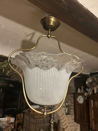 Lámpara de techo cristal y metal dorado