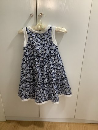 Pack 4Vestidos Niña Talla 9-10 y uno de 10-11