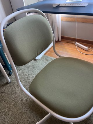 Silla oficina Ikea tapizado verde metal blanco