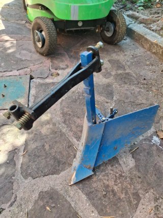 Motoazada Honda FG200 4T con accesorios