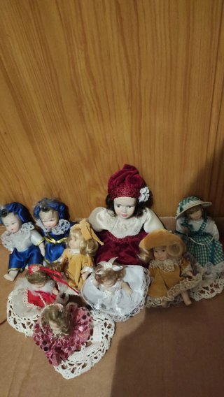 Bambole in porcellana vintage