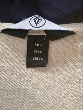 Sudadera Volcom Beige y Roja