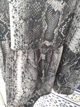 Top Zara estampado serpiente