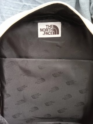 Mochila The North Face Beige y Negra
