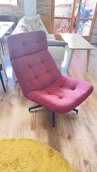 Sillón moderno tela y metal
