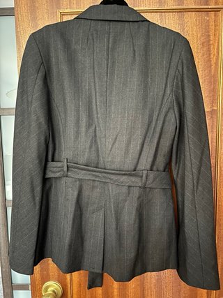 Conjunto chaqueta y pantalón Zara gris