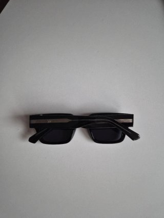 Gafas de sol UV400 negras y plateadas