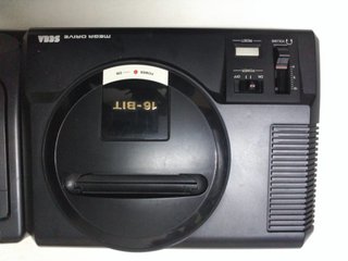 Pack Sega Mega Drive + Mega-CD II + 2 Mandos