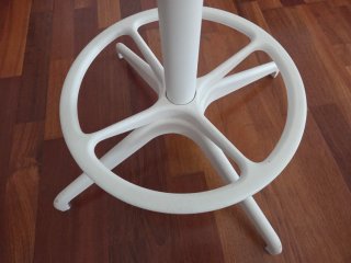 Taburete LIDKULLEN de IKEA
