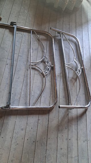 Cama niquelada