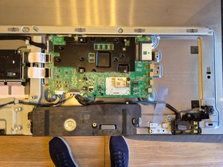 Televisor LG OLED65C8PLA para piezas o reparación