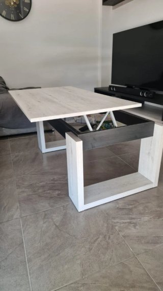 Mesa abatible de madera blanca