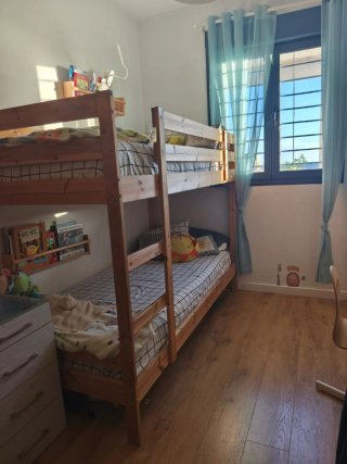 Litera Ikea MYDAL Madera