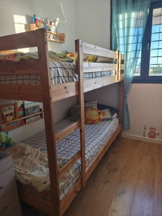 Litera Ikea MYDAL Madera