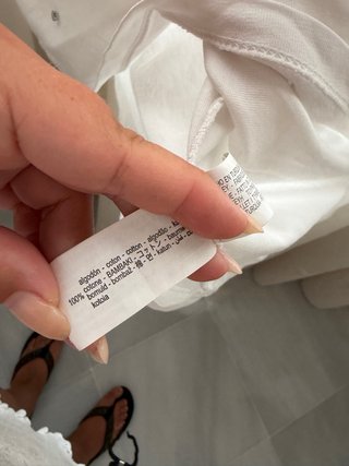 Camiseta Zara M con pedrería