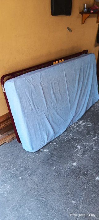 Cama eléctrica articulada