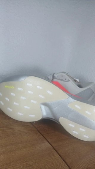 Adidas EVO SL - Zapatillas Grises y Rosas
