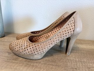 Zapatos beige Patricia Miller