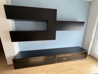 Muebles de salón modernos negros.