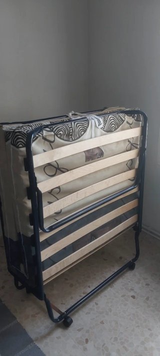 Cama Plegable Nueva.