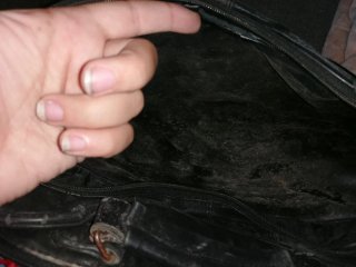 Bolso Negro Brillante con Asa