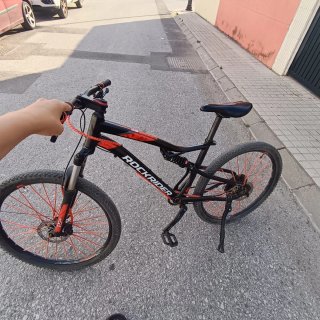 Bicicleta Rockrider Montaña Negra/Roja