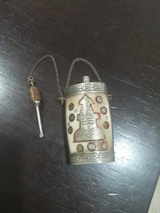 Perfumero Nepalí Antiguo