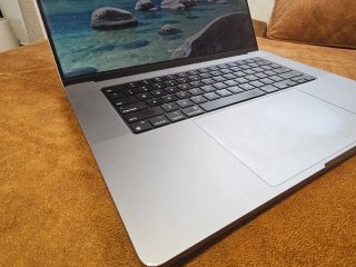Fujifilm GFX 100S ii + Objetivo+ MacBook 16 M1 Pro