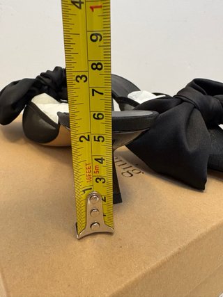 Décolleté Aylin Koenig Nere con Fiocco