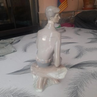 Figura de lladro ....cazador con escopeta