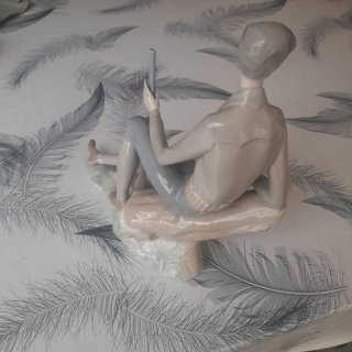 Figura de lladro ....cazador con escopeta