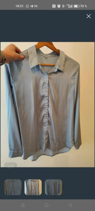 Distintas blusas talla L