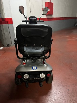 Silla motor Vermeiren Eris Eléctrica para ancianos