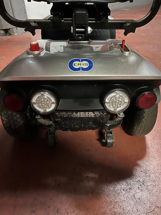 Silla motor Vermeiren Eris Eléctrica para ancianos