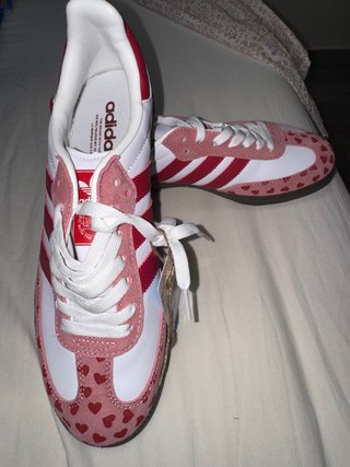 Adidas Samba Corazones Rosa y Blanco