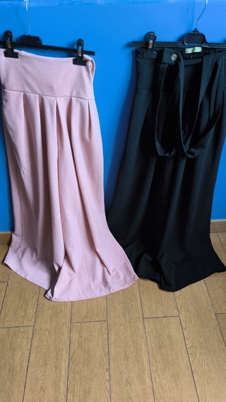 Lote de ropa aprox unas 150 prendas,por cierre