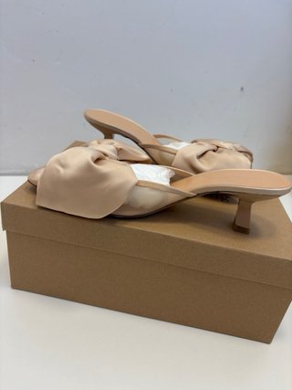 Décolleté Aylin Koenig Beige Fiocco