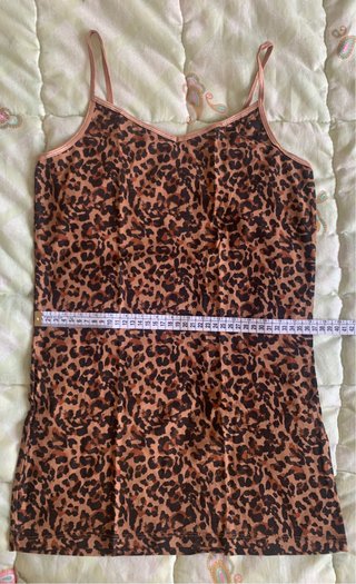 Camiseta tirantes animal print mujer