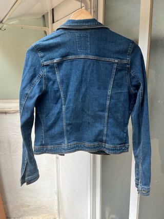 Cazadora vaquera Bershka azul