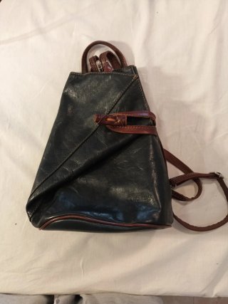 Bolso artesanal cuero verde y marrón