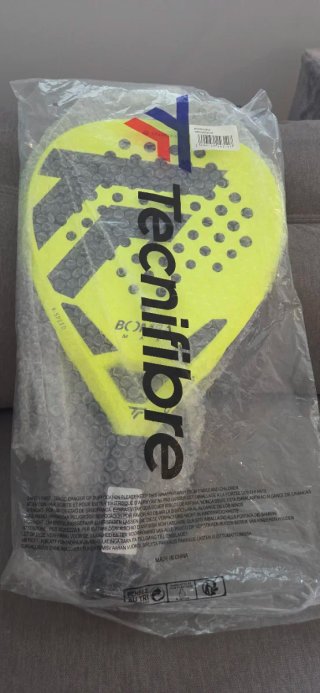 Pala de pádel Tecnifibre Bomba Max ganada torneo