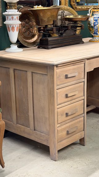 Escritorio antiguo doble pedestal madera