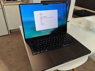 MacBook Pro 14 M3 Pro 18GB RAM