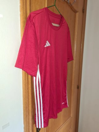 Nueva Camiseta deportiva Adidas Talla L