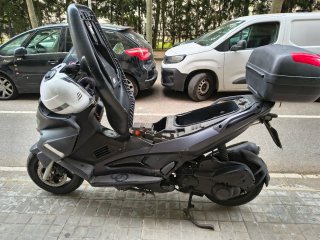 Maxi-scooter Gilera Nexus 250 Negra
