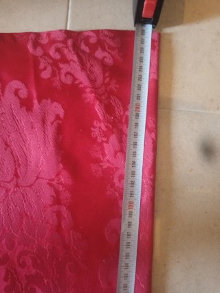 Falda Mesa Camilla Damasco Roja