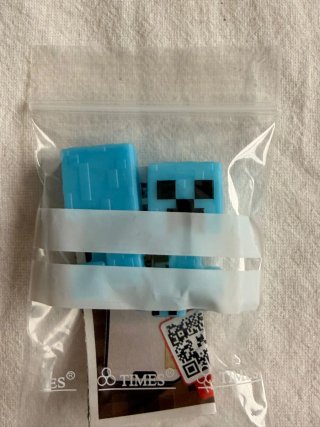 MINECRAFT kinder Joy figuras