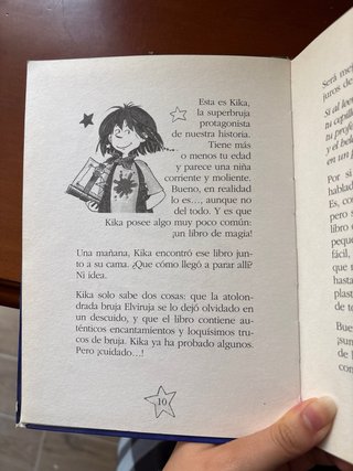 Kika Superbruja y el hechizo de la Navidad